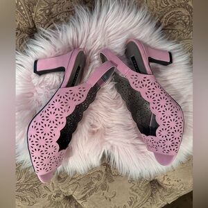 Array Women’s Pink Cutout Slingback Heel